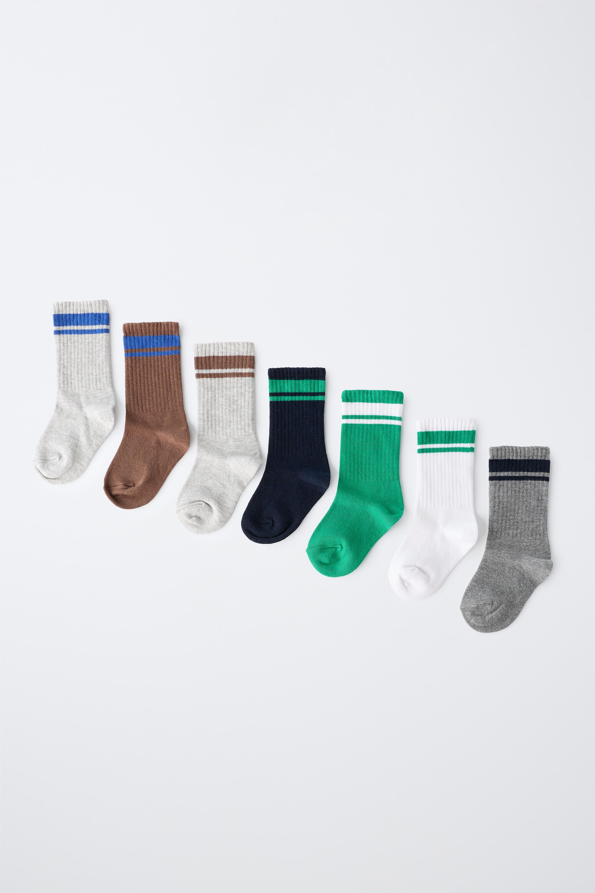 SEVEN-PACK OF STRIPED CREW SOCKS